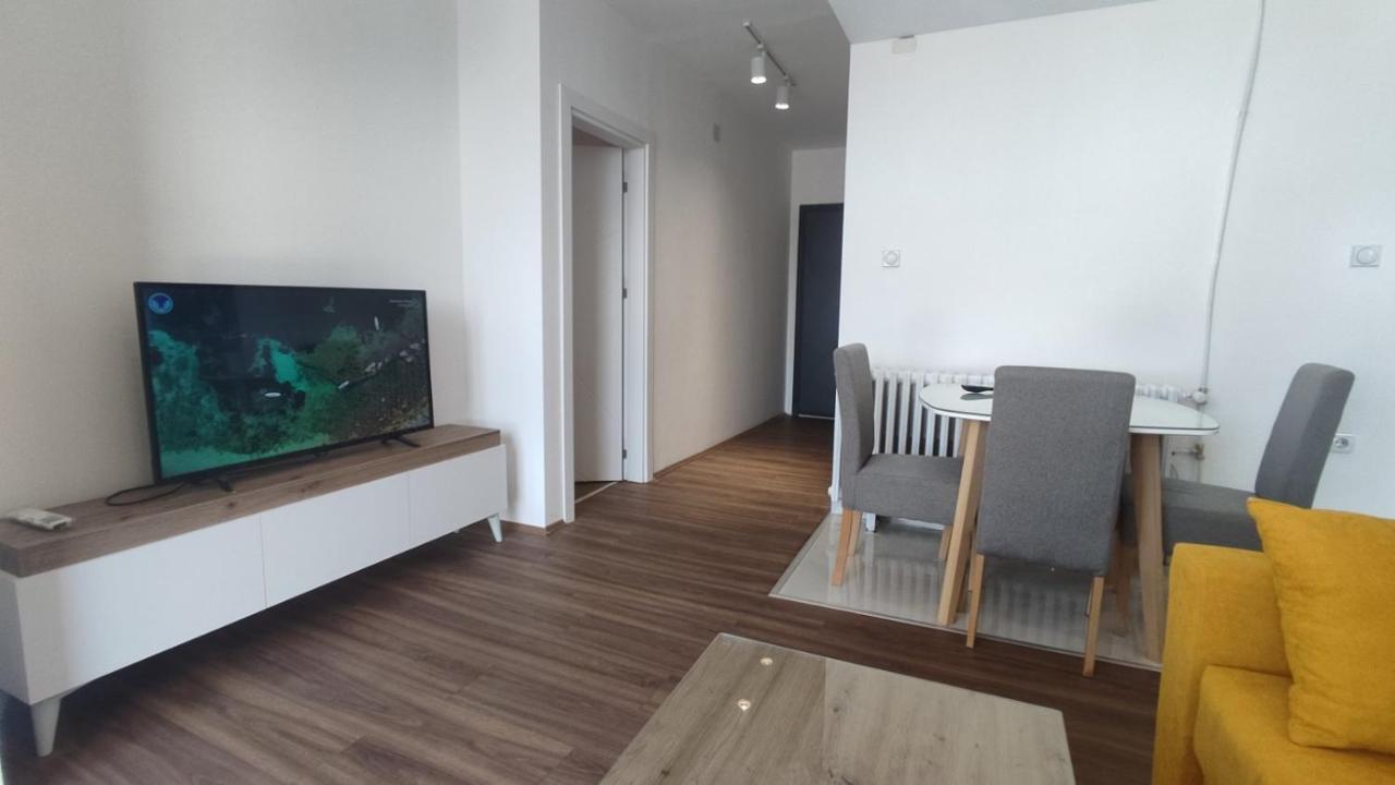 Sky View Luxury Center Skopje Apartments Exteriör bild